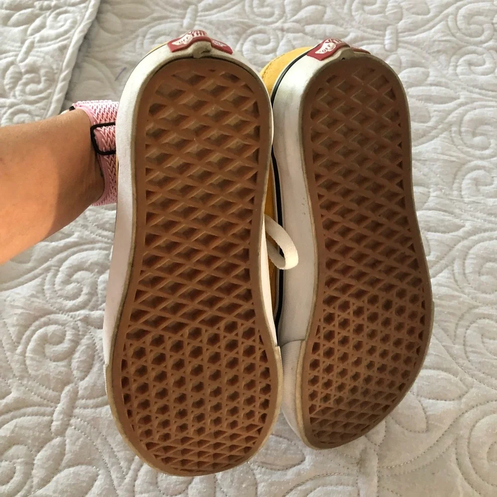 Mustard yellow vans size 6.5
